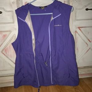 Eddie Bauer hooded vest